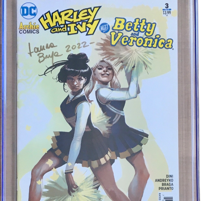 Harley & Ivy Meet Betty & Veronica #3 Variant Cover CGC SS 9.8 signed by Laura Braga Harley & Ivy Meet Betty & Veronica #3 Variant Cover CGC SS 9.8 signed by Laura Braga